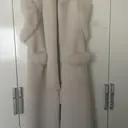 퍼가 모피 리얼처럼 부드럽고 기장감이 있어 코디활용도가