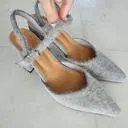 줄로그에서 산 구두들 정말 편하고 맵시가 있어요^^
추