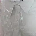 부드러워보이는 아이보리 색상이에요. 여름에 비슷한 디자