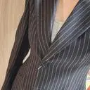 아 이 까끌거림은뭘까요..
오픈해서 입으니
주머니쪽이 