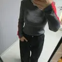 허리는 잘 맞는데 허벅지 통이 크긴해요 기장은 줄로그 