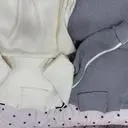 아이보리,그레이 주문했어요. 생각보다 무게감이 있어요
