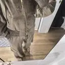 그레이 블랙은 다른 디자인 있어서 카키했더니 컬러가 특