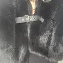 고급스럽고 빛도 나고 부드럽네요 넘 예뻐요 검정색원피스