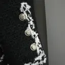 디자인은 화면과 비슷하지만 
허리가 크고 
사이즈는 어