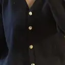 사이즈땜에. 고민했는데. 역시나. 타이트한. 가디건이네