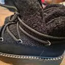 베이지랑 같이 구매했어요~~  올겨울 잘신고 다닐듯요~