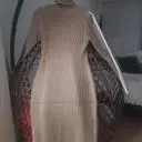 리뷰보고 구매했는데 리뷰처럼 몸에 착 달라붙고
날씬해 