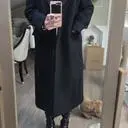 77이라 타이트하긴 하지만 쫙쫙 잘 늘어나서 입을수 있