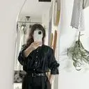 착용했을 때 은은한 빛감이 있고,
부드럽고 매끄러운 터