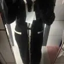 원피스로 입어도 이쁘고 가디건으로도 이쁠거 같아요
가벼