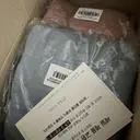 아이보리 핑크 스카이 세개삿어요
유행없고 니트제품 사기