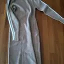 아이보리두개 버이지1개 다 사입었네요ㅎ 싸이즈가없어서 