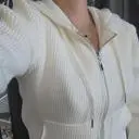 세일해서 저렴하게 구매 했어요.
잘 입을게요. 편하고 