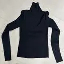 가격이 넘 좋아서 블프때 구매했어요.  좀 두껍고  원