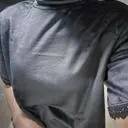 입을때 목이 좀 타이트하지만 부드럽고 따뜻해요.세일상품