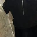 니트는 넘 마음에 드는데 자크 옆 올이 좀 풀렸더라구요