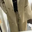 바지 이뻐요. 한치수 작게 샀는데도 맞네요.  크게나온