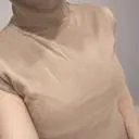 겨울폴라로 두꺼운재질은 아닌데 부드럽고 폭 감기는 맛이