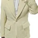 어깨와 배통있는 66반인데 좀 타이트한 감은 있습니다.