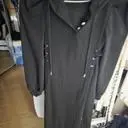 생각했던 핏이 안나오네요 옷은 예쁜데 제 몸매가 죄라면