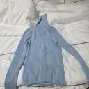 얇고 부드럽긴한데 소재가 고급져 보이진 않아요 한해입고