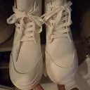 이신발은 예전에 베이지를 주문해서 잘 신었고 깔별 다 