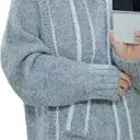 화이트를 먼저 구매해서 잘 입고 있었는데, 세일 때 그