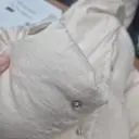 저 사진처럼 소매부분 보고 놀랐어요.. 단추가 하나 더