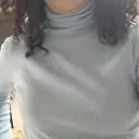 가볍고이너로이쁜니트에요하지만 비침있네요 
따뜻해서 이너