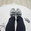 볼이 넓어서 발이 편하고 쿠션감도 좋은편 이고
운동화 