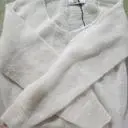 마니 비쳐서  안에  이너입고 착용해야될듯  마니  얇