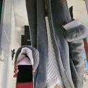 세일 금액으로 구매해서 너무 좋아여. 소재도 좀 고급스