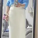 부해보여서 반품하려다 걍 위에 짧은 옷으로 매칭해 입으