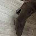 구비 높은데도 발이 편하고 발목이 여유가 있어서 좋아요