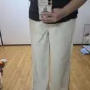 크림색 줄로그바지 너무 맘에 들었는데 바지 하단의 똑딱