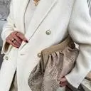 완전 보는순간 반햏어요 알파카 자켓아이보리 입는순간  