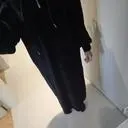 이쁘네요~  검정은 역시 여리여리해보이고 어깨과하지 않