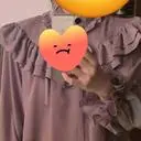 프릴이 풍성해서 사랑스럽고 우아한 느낌입니다.
스커트,