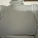 넘 따뜻하고부드러워서. 기본아이템으로자주입는거라 하나더