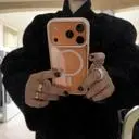 풍성한오버핏임에도
뚱뚱해보이지않고 슬림하게 옷테를 잡아