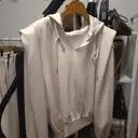 후드라인으로 구매했고 하체보다 상체가 있어서 상의는 라