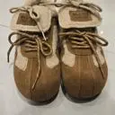 어제 도착해서 신어 봤는데 너무 편하고  귀엽고 고급지