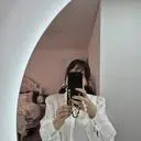 프릴이 있어 세렌되고 이쁘네요 스커트 바지 다 잘어울려