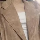 빈티지한 베이지 컬러가 고급지고 핏도 적당히 여유 있어