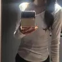  운동할 때 안에 입기 좋을 것 같아 구매했는데 따뜻하