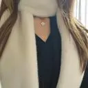 부드러운 결로 포근하고 따뜻합니다
길이도 길어서 목을 