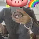 우선 섹쉬하고 간지나고...평범한 터틀넥에 이 트임이 