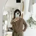 가볍고 포근하며 고급 원사로 제작되어
닿는 순간 부드러