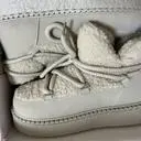 받아보니더예뻐요
검은색도추가구매하려구요
약간크게시켰더니